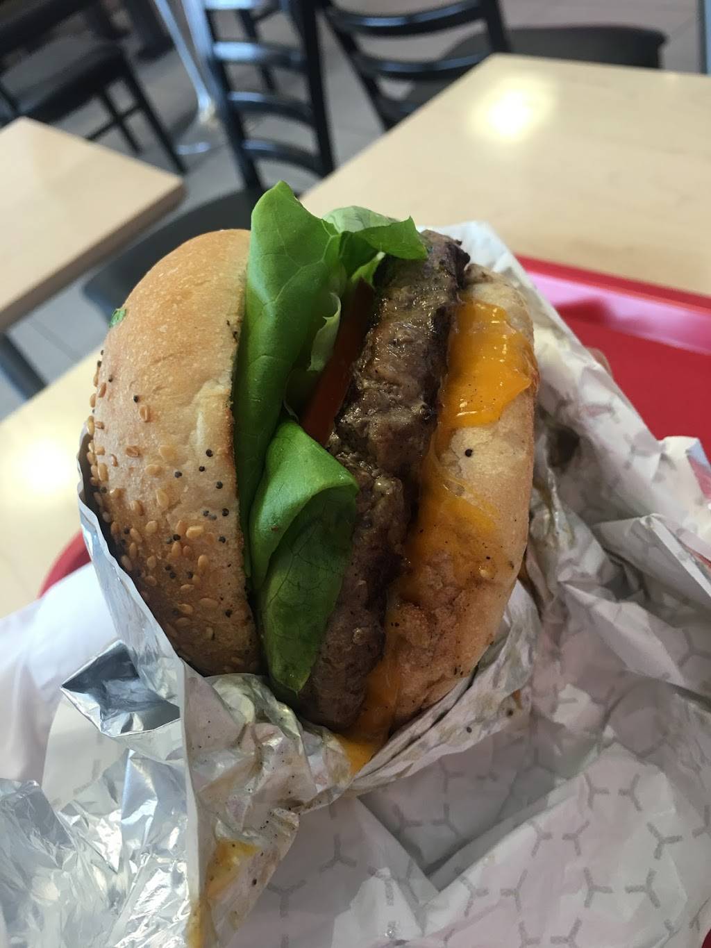 Hero Certified Burgers | restaurant | 15340 Bayview Ave b6, Aurora, ON L4G 7J1, Canada | 9057273218 OR +1 905-727-3218