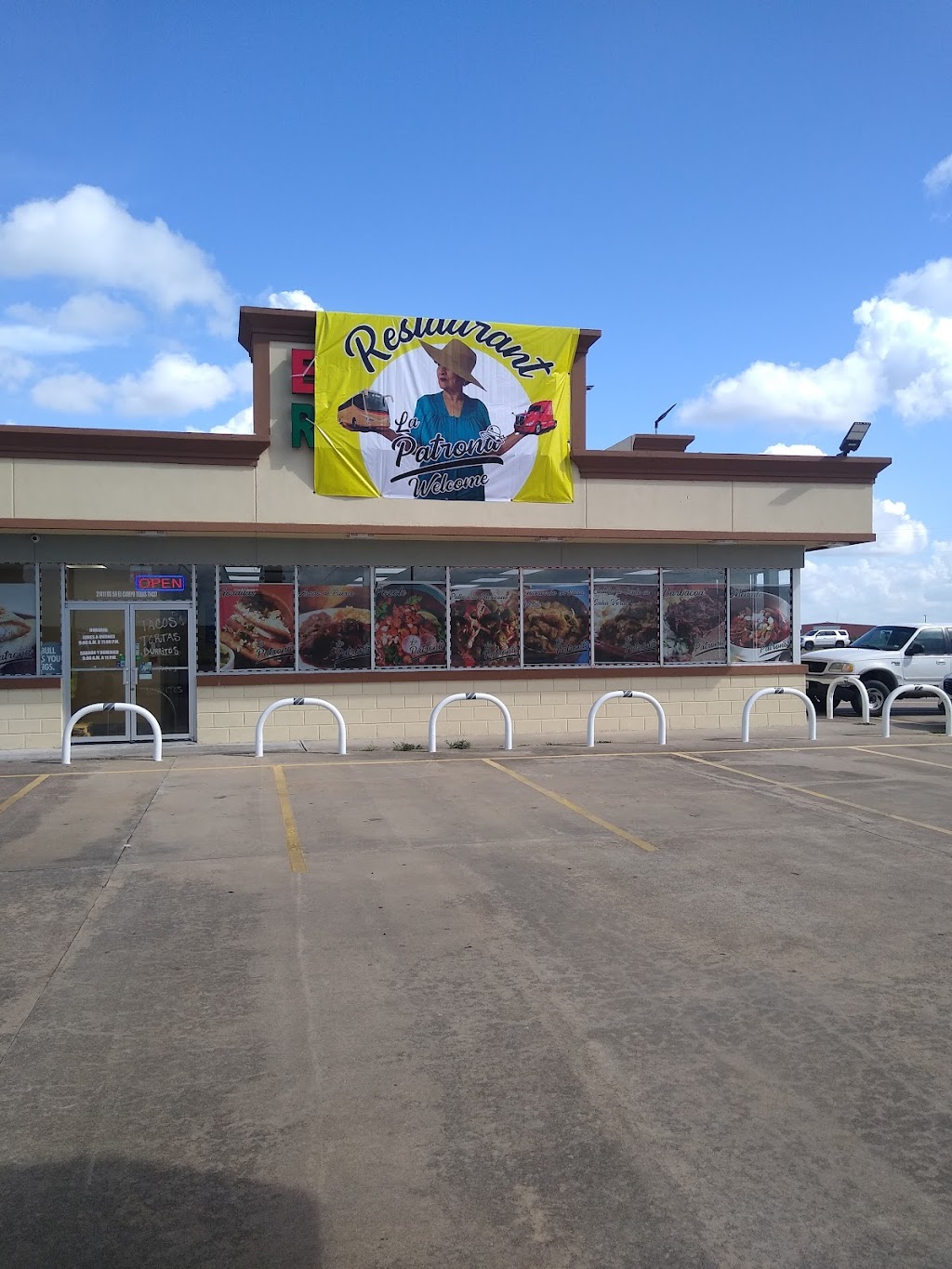 La patrona restaurant | restaurant | 21411 US-59, El Campo, TX 77437, USA | 8322623068 OR +1 832-262-3068