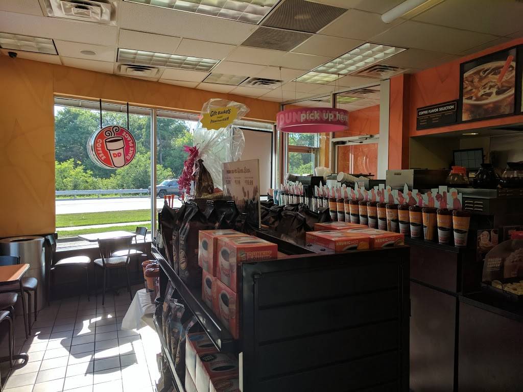 Dunkin Donuts | cafe | 1926 S River Rd, Des Plaines, IL 60018, USA | 8473900090 OR +1 847-390-0090