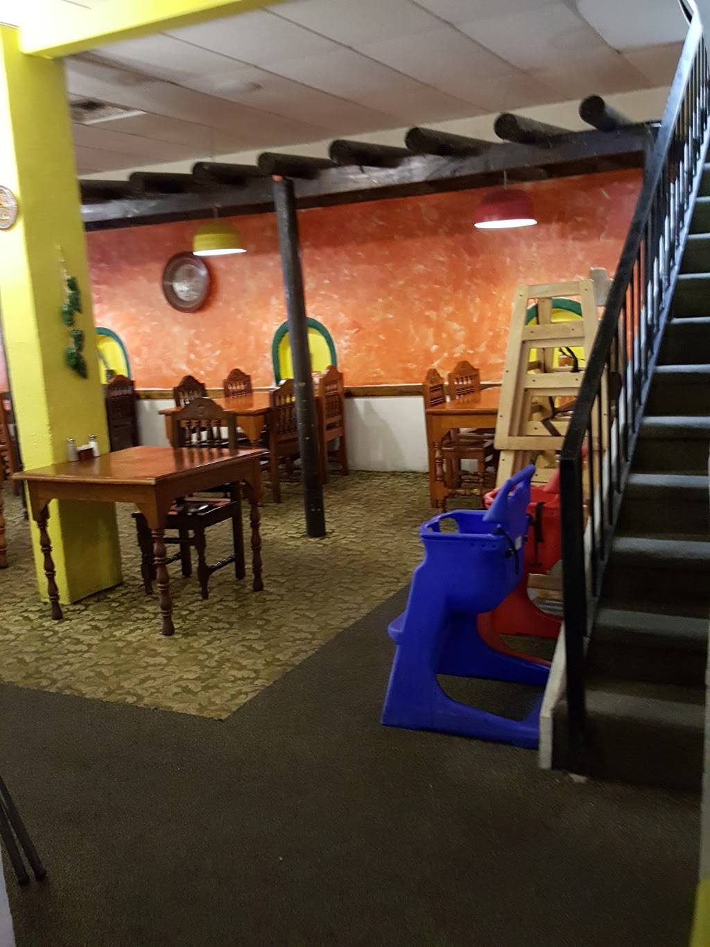 El Molinito | restaurant | 5380 E 22nd St, Tucson, AZ 85711, USA | 5207479162 OR +1 520-747-9162