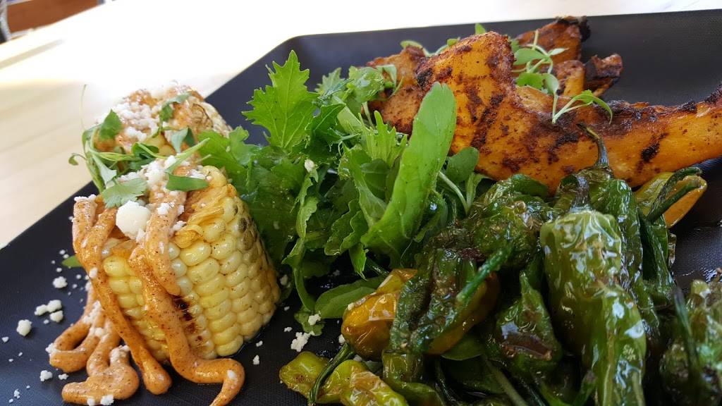 Belching Beaver Brewery Tavern and Grill | restaurant | 302 E Broadway, Vista, CA 92084, USA | 7602958599 OR +1 760-295-8599