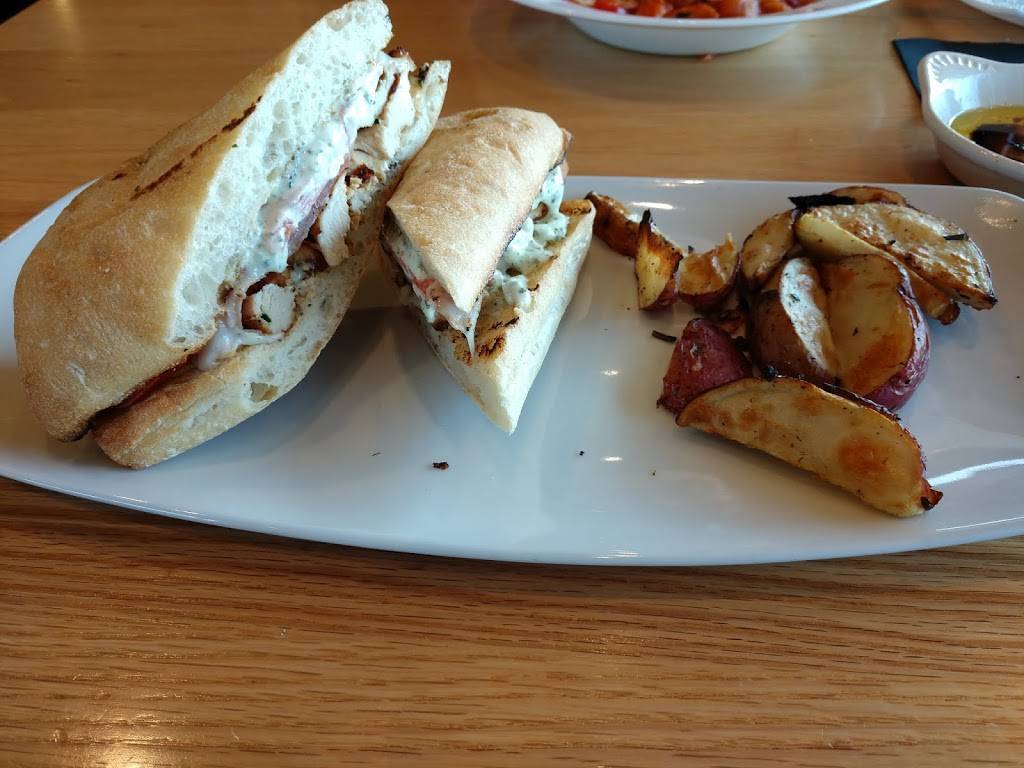 Bacco Italian + Wine Bar | restaurant | 3459 Merchant Boulevard, Abingdon, MD 21009, USA | 4433725721 OR +1 443-372-5721