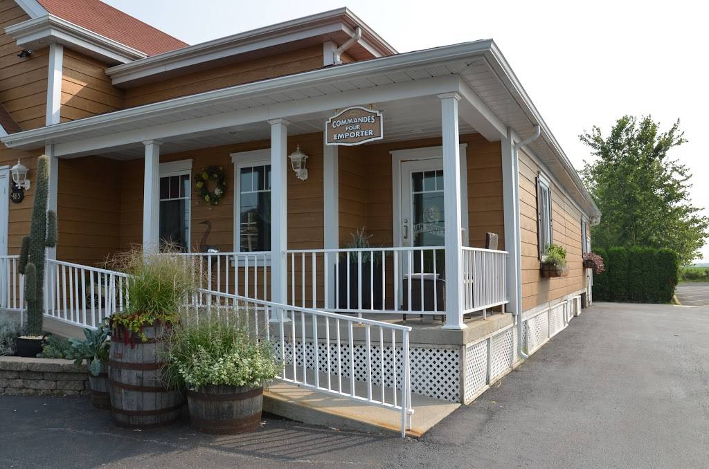 Restaurant Des 3 Etoiles | restaurant | 485 Rue Saint Louis, Saint-Cyrille-de-Wendover, QC J1Z 1S2, Canada | 8193975424 OR +1 819-397-5424