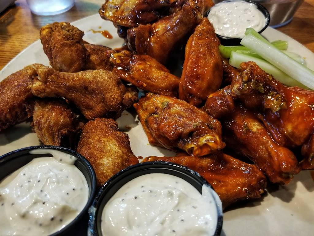 Wild Wing Cafe | cafe | 1331 Military Cutoff Rd, Wilmington, NC 28405, USA | 9102563838 OR +1 910-256-3838