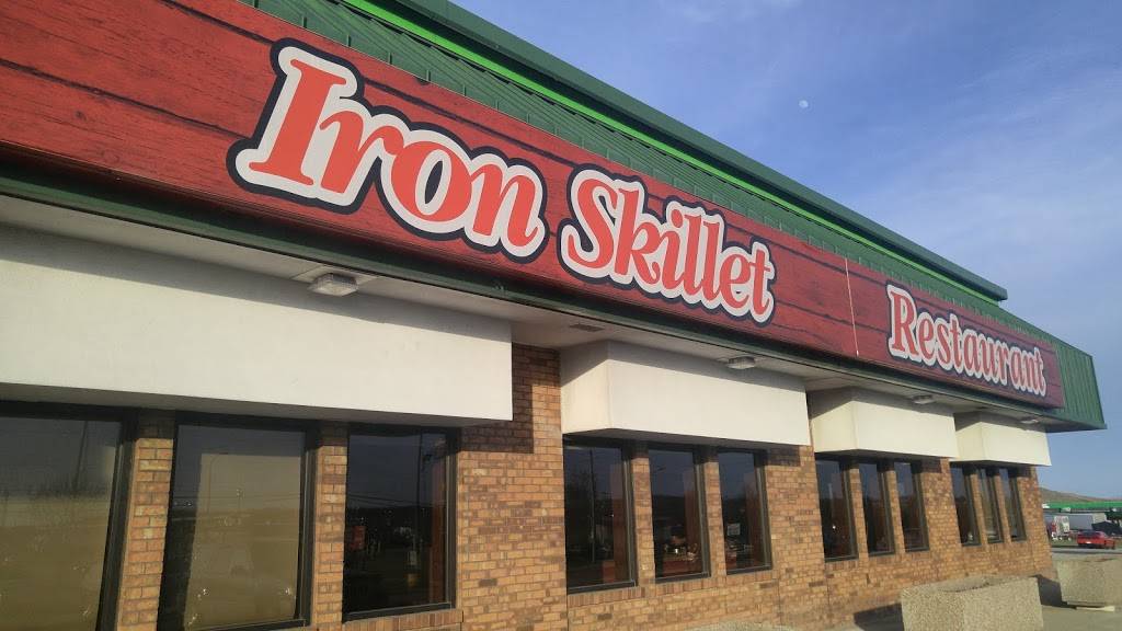 Iron Skillet Restaurant | restaurant | 1 Petro Place, Girard, OH 44420, USA | 3305053700 OR +1 330-505-3700