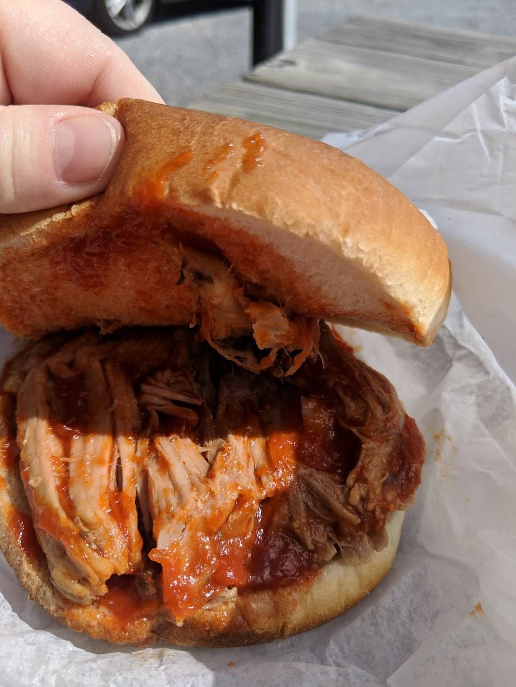 Fossie Bar-B-Que | restaurant | 603 E Walnut St, Dickson, TN 37055, USA | 6154468674 OR +1 615-446-8674