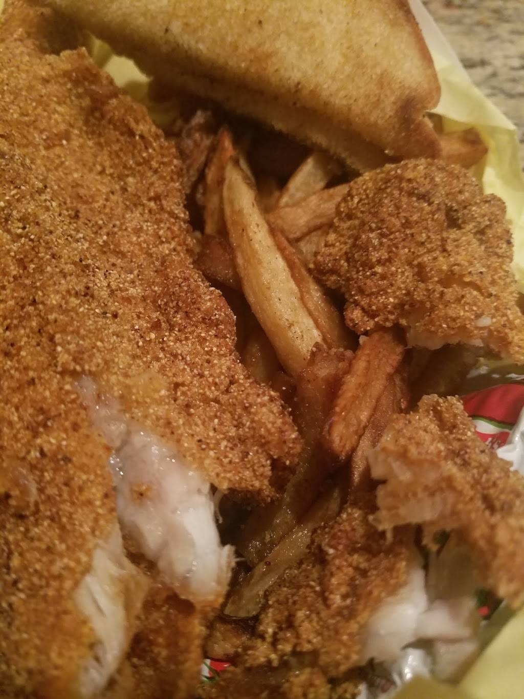 The Lunchroom | restaurant | 305 E Saner Ave, Dallas, TX 75216, USA | 4699414100 OR +1 469-941-4100