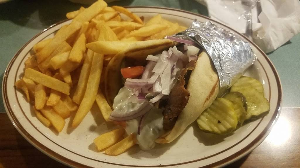 AKAMAS Family Dining | restaurant | 2608, 48400 Gratiot Ave, New Baltimore, MI 48051, USA | 5869497701 OR +1 586-949-7701