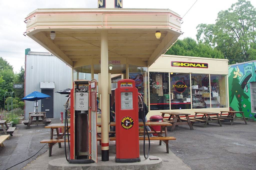 Signal Station Pizza | restaurant | 8302 N Lombard St, Portland, OR 97203, USA | 5032862257 OR +1 503-286-2257