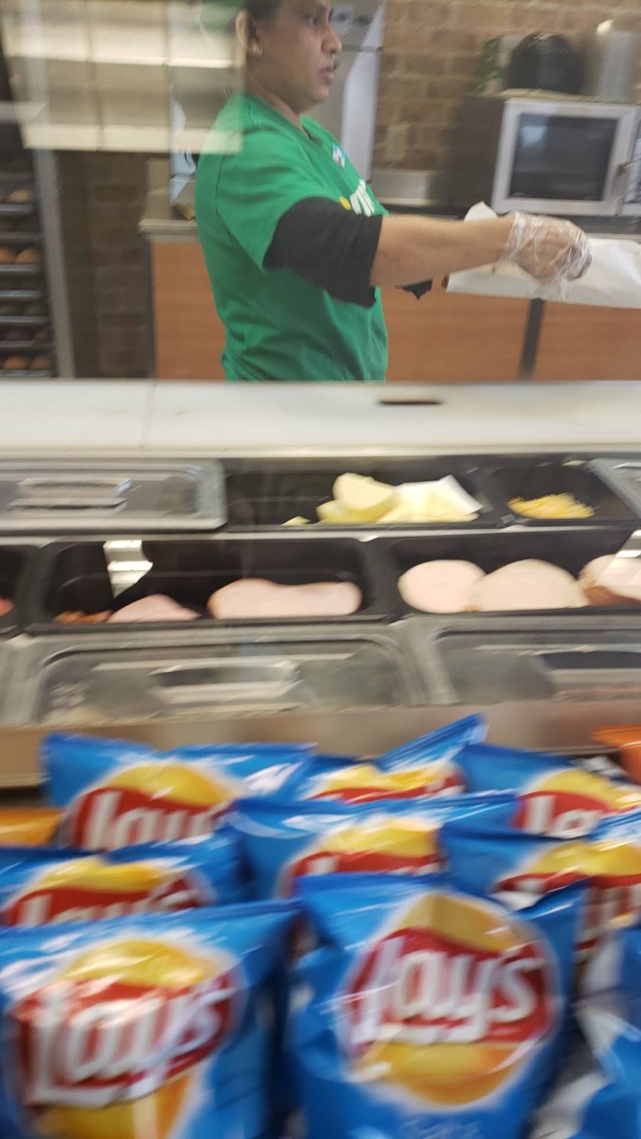 Subway | restaurant | 1034 Amboy Ave, Edison, NJ 08837, USA | 7322257770 OR +1 732-225-7770