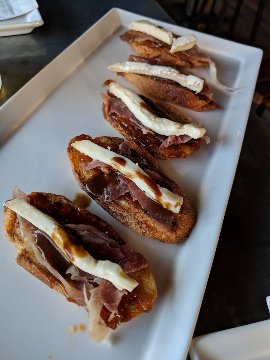 Vino Vino | cafe | 199 S Murphy Ave, Sunnyvale, CA 94086, USA | 4086758466 OR +1 408-675-8466