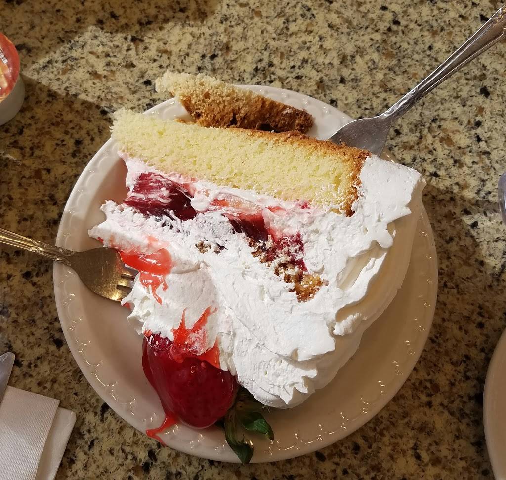 Esquire | restaurant | 105-45 Cross Bay Blvd, Jamaica, NY 11417, USA | 7188457600 OR +1 718-845-7600