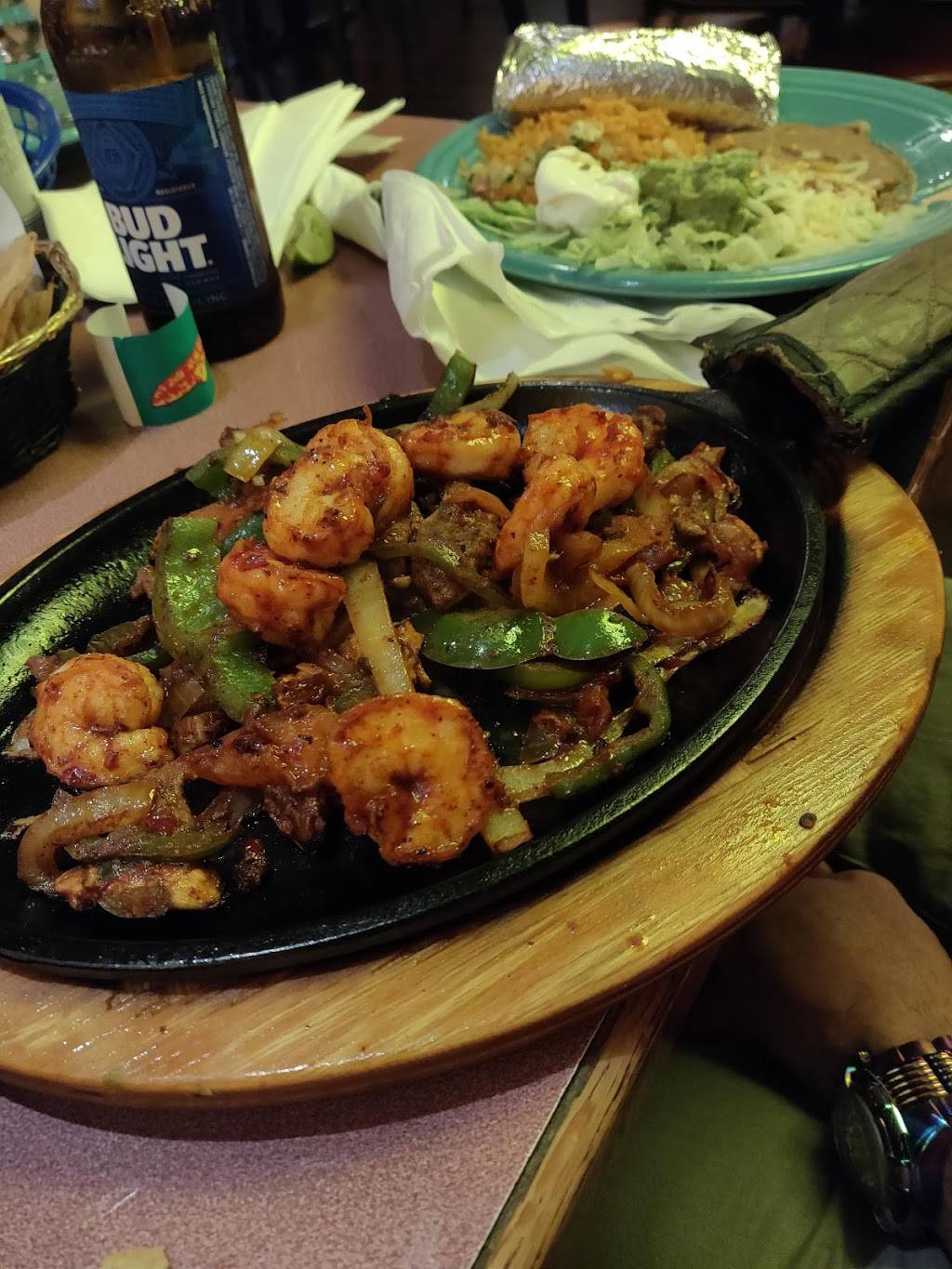 Puerto Vallarta Restaurant | restaurant | 4609 Grape Rd, Mishawaka, IN 46545, USA | 5742719959 OR +1 574-271-9959