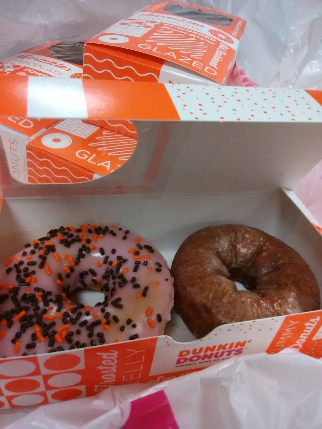 Dunkin’ | restaurant | 10029 San Pedro Ave, San Antonio, TX 78216, USA | 2105921275 OR +1 210-592-1275