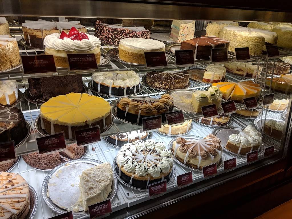 The Cheesecake Factory | restaurant | 201 Morrell Rd, Knoxville, TN 37919, USA | 8656707443 OR +1 865-670-7443