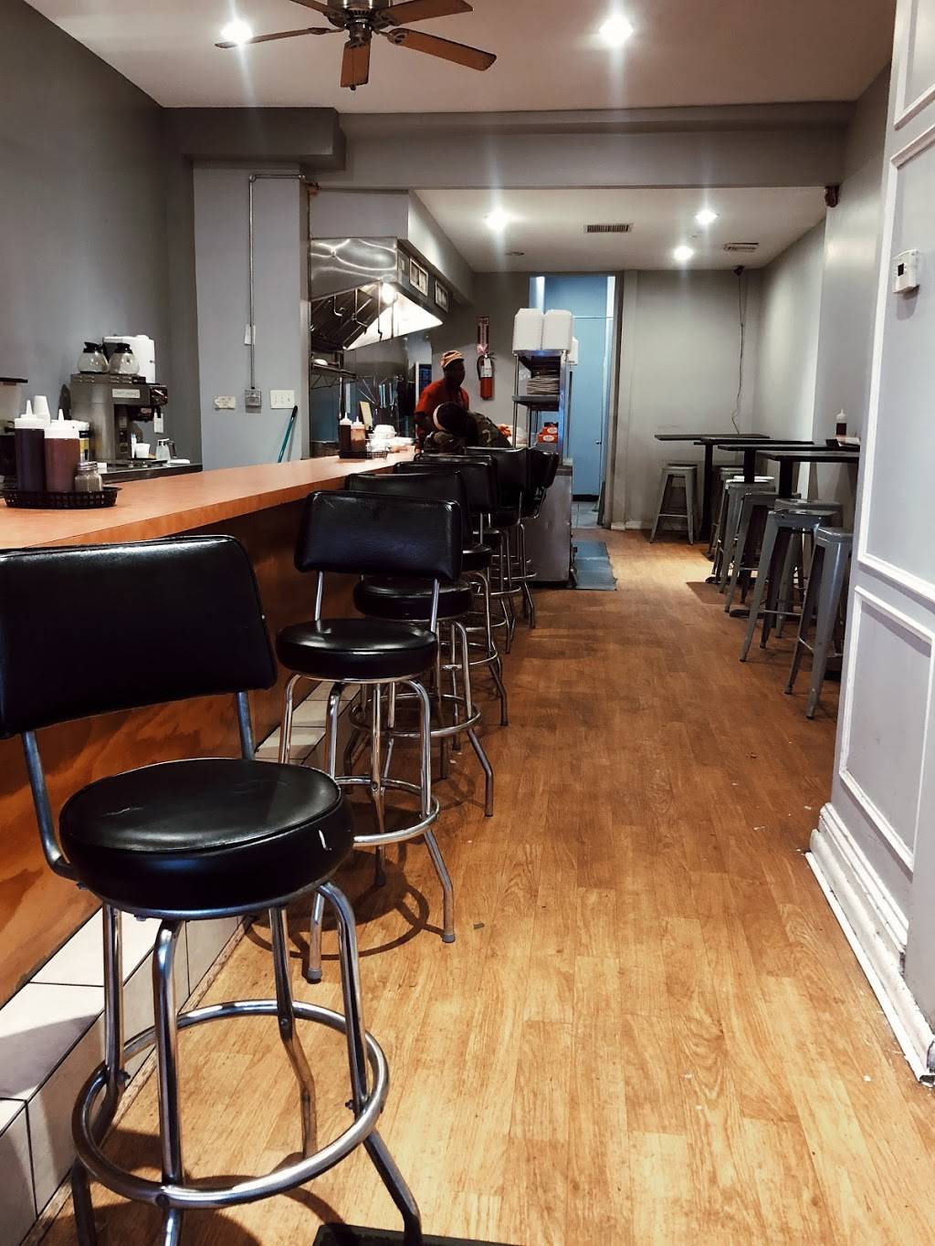 A King’s Cafe | restaurant | 6053 Ogontz Ave, Philadelphia, PA 19141, USA | 2155483725 OR +1 215-548-3725