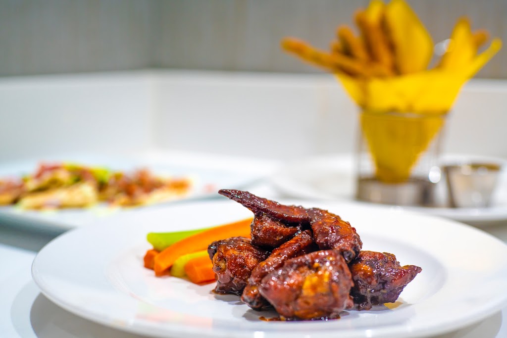 the Glowbal Restaurant & Bar | restaurant | 5151 E Grant Rd, Tucson, AZ 85712, USA | 5203217621 OR +1 520-321-7621