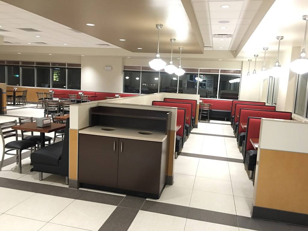 Mr Cs Restaurant | restaurant | 1260 Concord Pkwy N, Concord, NC 28025, USA | 7047825512 OR +1 704-782-5512