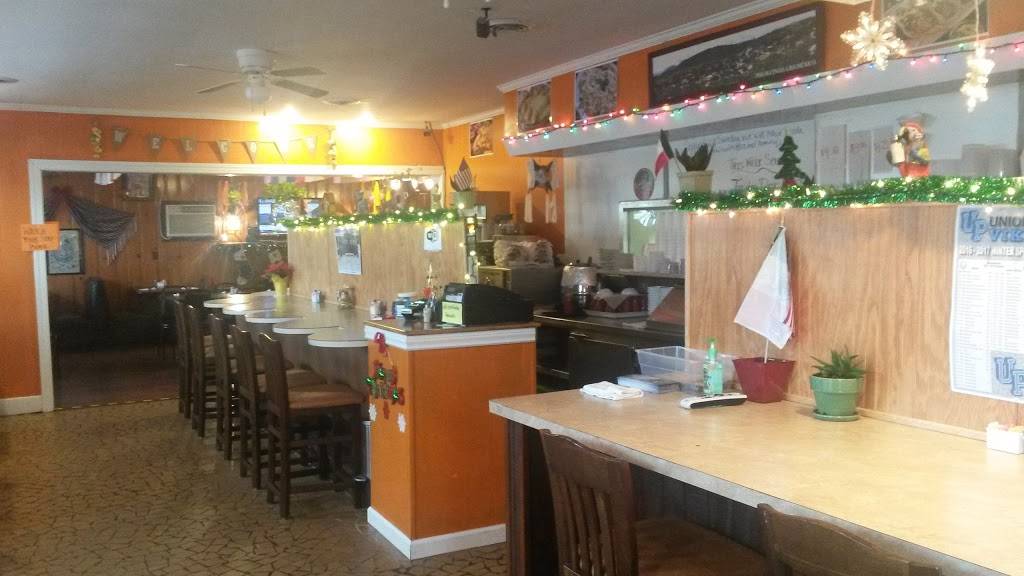 La Familia Mexican Grill | restaurant | 3773 US-15, Carthage, NC 28327, USA | 9109471995 OR +1 910-947-1995