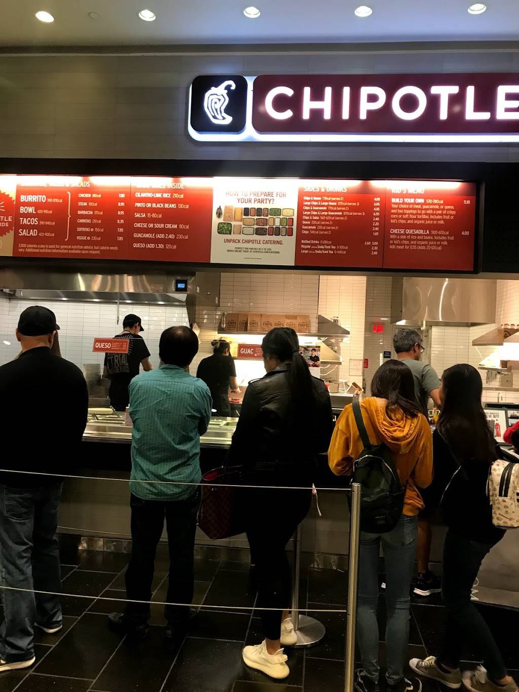 Chipotle Mexican Grill | restaurant | 2855 Stevens Creek Blvd Suite 2471, San Jose, CA 95050, USA | 4084184086 OR +1 408-418-4086