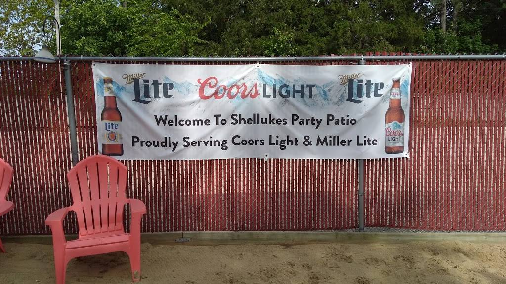 Shellukes Bar & Grill | restaurant | 1673 E State St, Fremont, OH 43420, USA | 4193349133 OR +1 419-334-9133