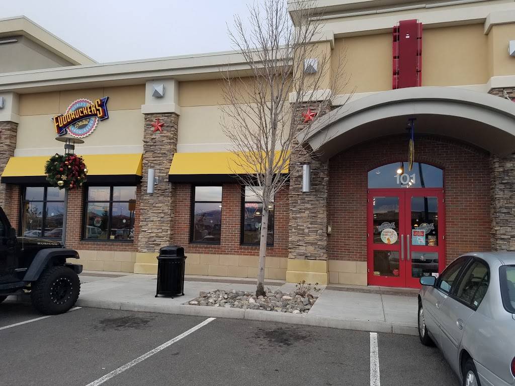 Fuddruckers | restaurant | 1565 E Lincoln Way, Sparks, NV 89434, USA | 7756576600 OR +1 775-657-6600