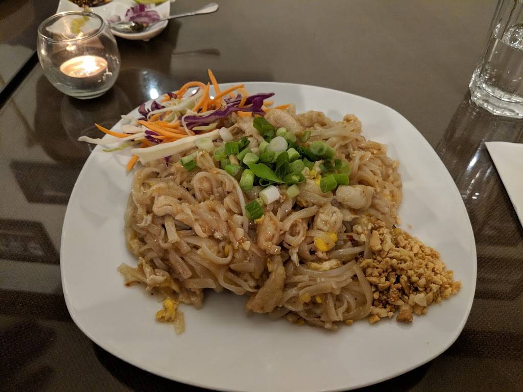 Silver Tray Thai | restaurant | 2101 N 45th St, Seattle, WA 98103, USA | 2066322300 OR +1 206-632-2300