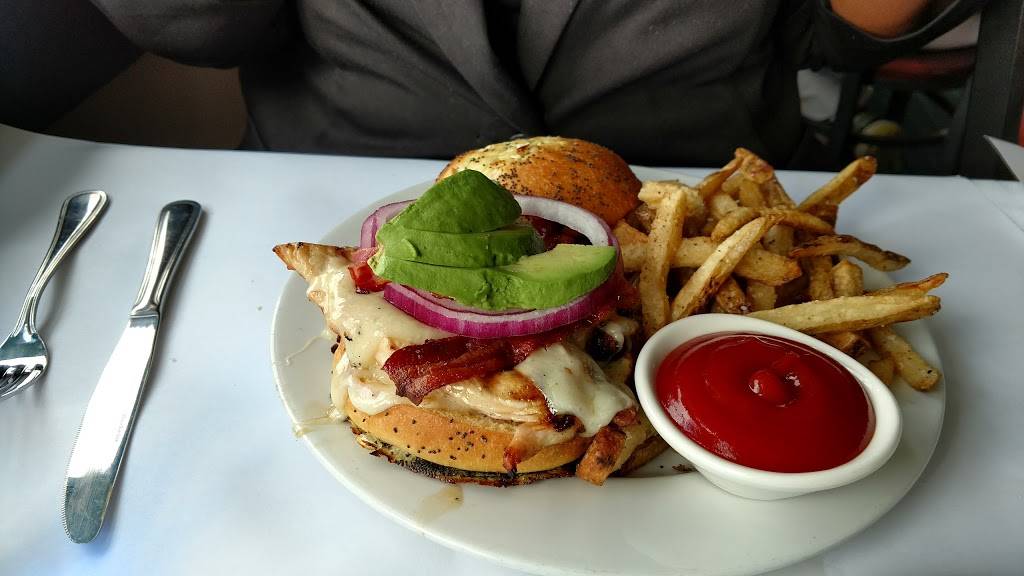 Yellowfin Steak & Fish House | restaurant | 2840 Solomons Island Rd, Edgewater, MD 21037, USA | 4105731333 OR +1 410-573-1333