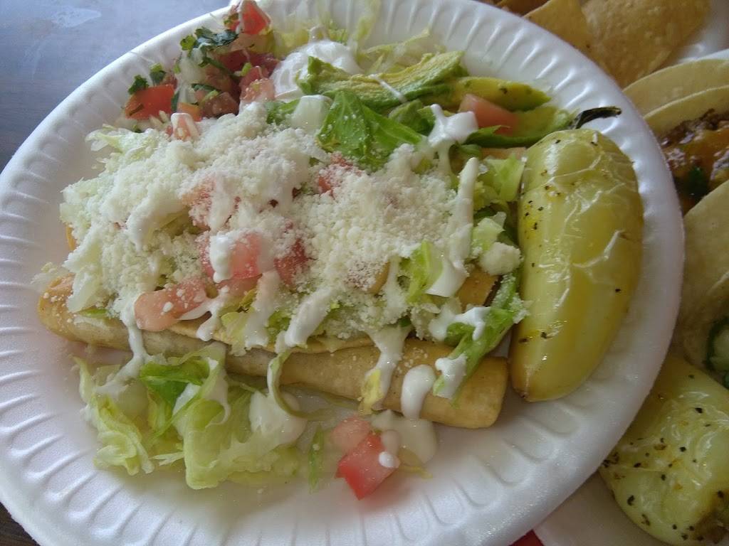 Charros Mexican Food | restaurant | 1131 Main St, Delano, CA 93215, USA | 6617252866 OR +1 661-725-2866