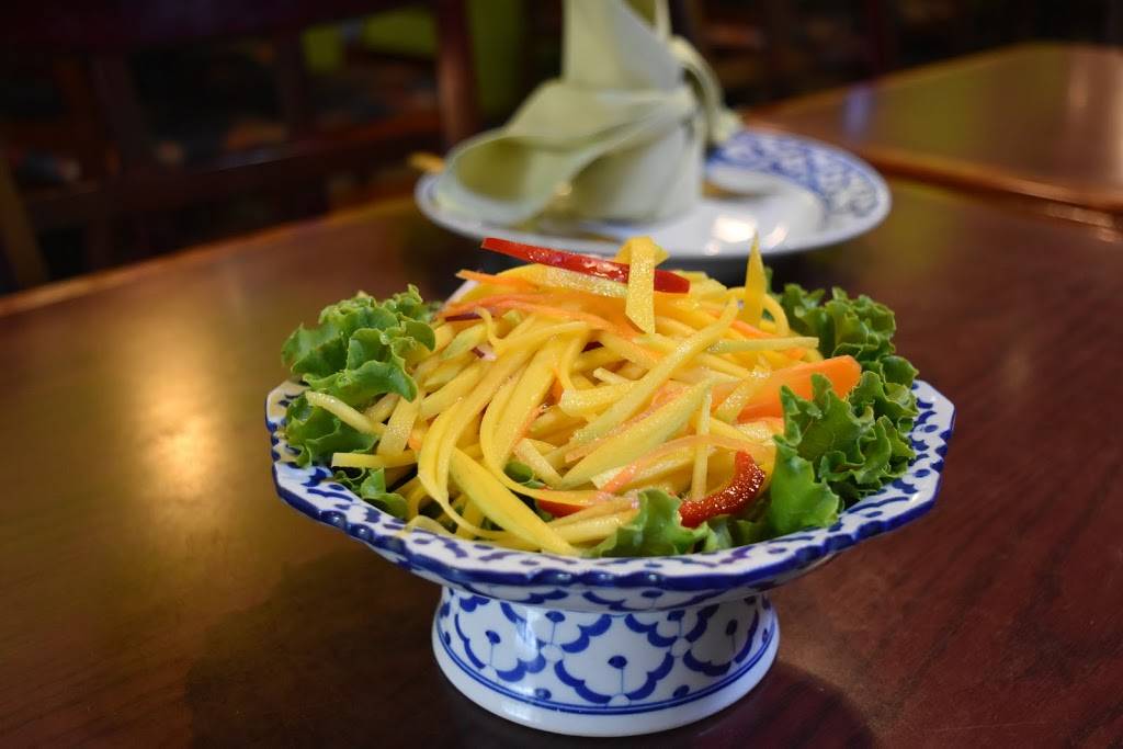 Royal Orchard Thai Cuisine | restaurant | 10 Royal Orchard Blvd, Thornhill, ON L3T 3C3, Canada | 9057091399 OR +1 905-709-1399