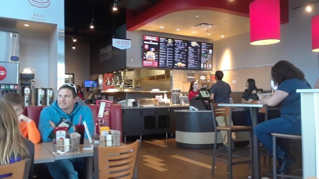 Smashburger | restaurant | 6415 W 104th Ave, Westminster, CO 80020, USA | 7203997165 OR +1 720-399-7165