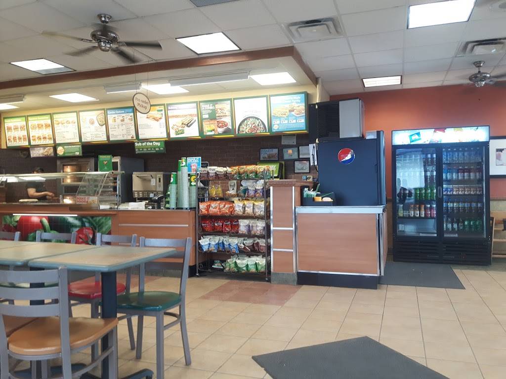 Subway | restaurant | 4033 New St, Burlington, ON L7L 1S8, Canada | 9056318770 OR +1 905-631-8770