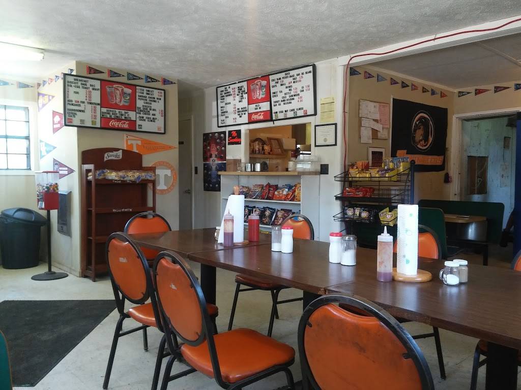 Bills Barbecue | restaurant | 535 S Church Ave, Henderson, TN 38340, USA | 7319894075 OR +1 731-989-4075