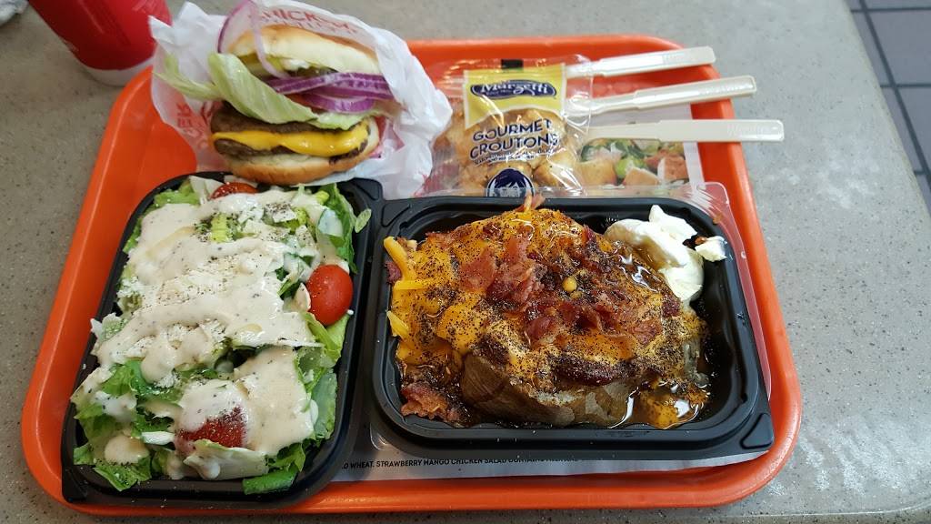 Wendys | restaurant | 713 Oakland Cir, Raphine, VA 24472, USA | 5403775587 OR +1 540-377-5587