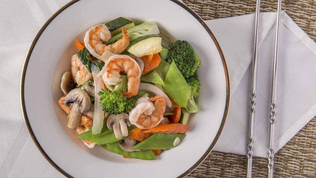 Z&F Chinese Food | restaurant | 2907 Shelter Island Dr #104, San Diego, CA 92106, USA | 6192697668 OR +1 619-269-7668