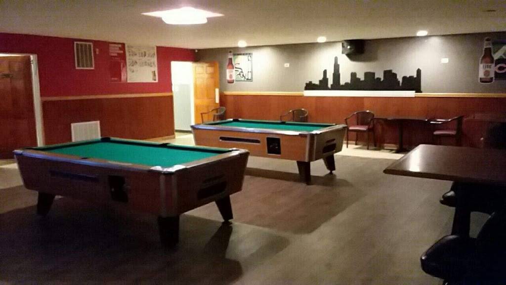 Penalty Box Bar & Grill | restaurant | 1419 4th St, Charleston, IL 61920, USA | 2175084192 OR +1 217-508-4192