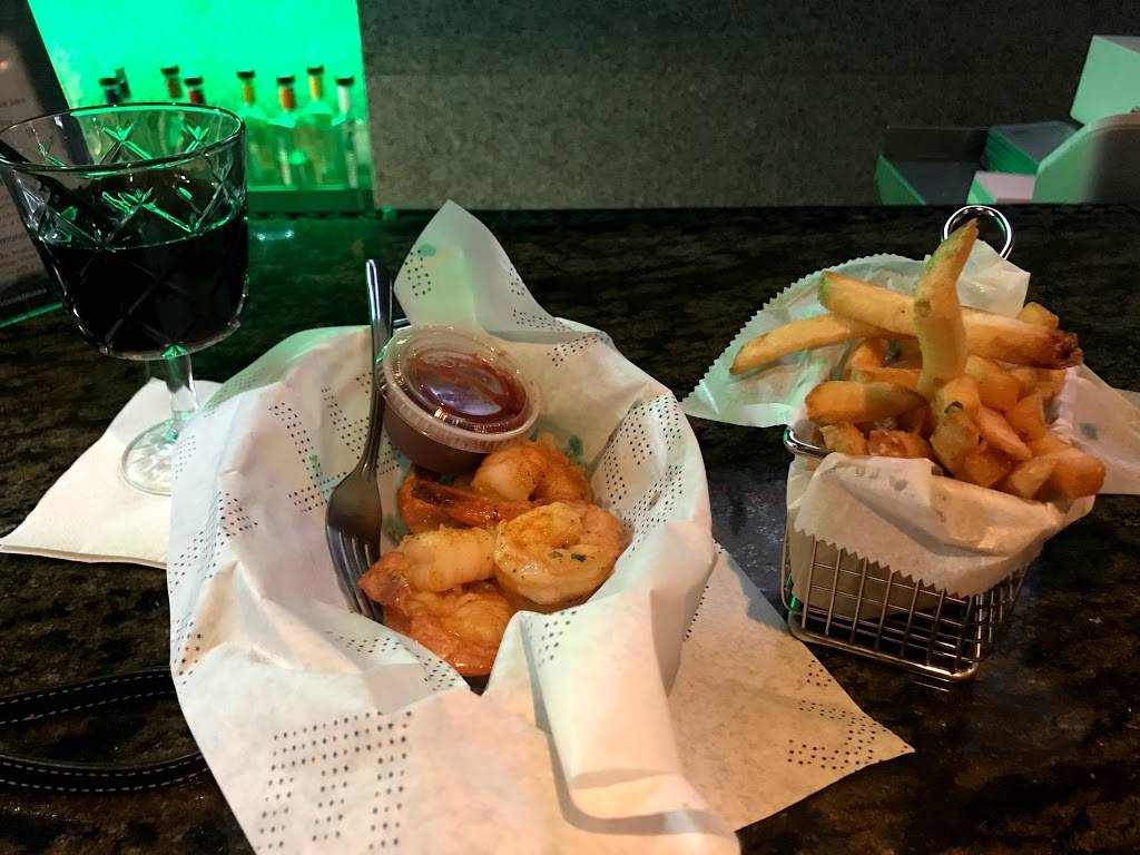 Spiked Sports Lounge & Grill | restaurant | 7016 Frankford Ave, Philadelphia, PA 19135, USA | 2158212194 OR +1 215-821-2194