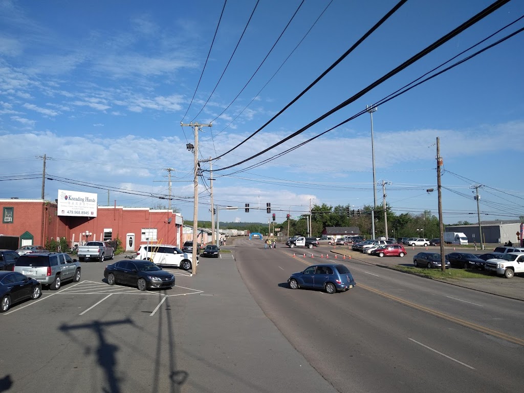 Stobys Restaurant | restaurant | 405 W Parkway Dr, Russellville, AR 72801, USA | 4799683816 OR +1 479-968-3816