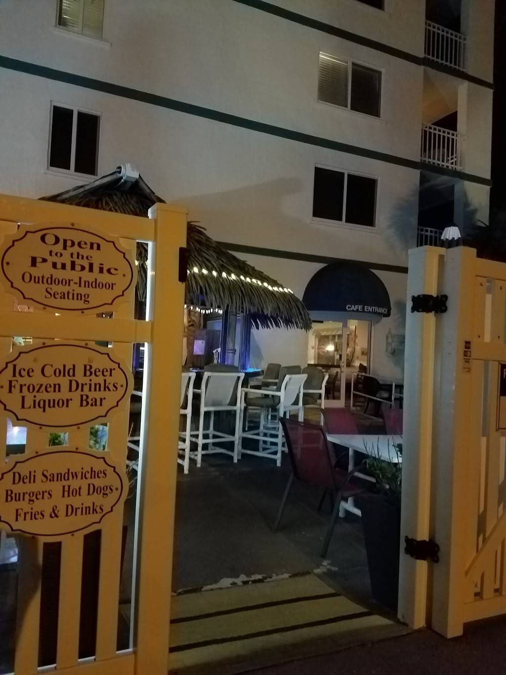 Discovery Beach Cafe | restaurant | 300 Barlow Ave, Cocoa Beach, FL 32931, USA | 3217831766 OR +1 321-783-1766