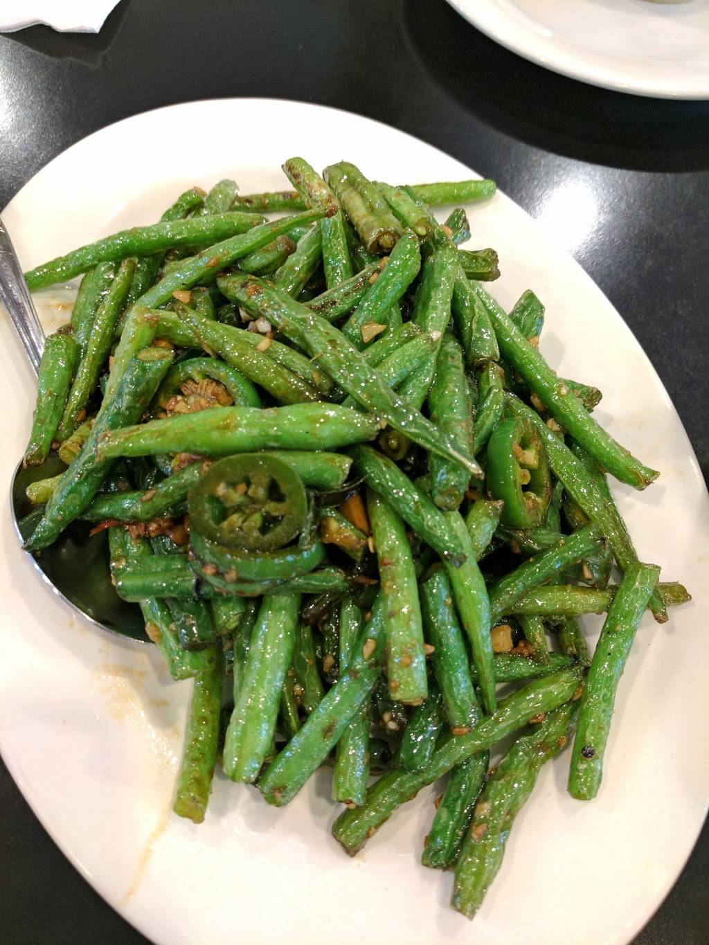 Queen House | restaurant | 273 Castro St, Mountain View, CA 94041, USA | 6509600580 OR +1 650-960-0580