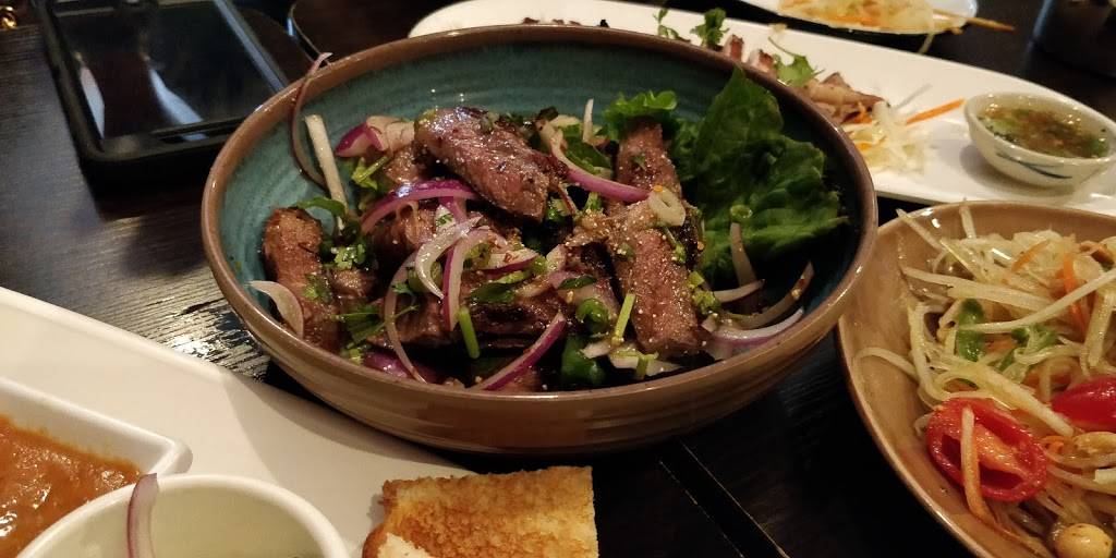 JJ Thai Street Food | restaurant | 1715 W Chicago Ave, Chicago, IL 60622, USA | 3129294435 OR +1 312-929-4435