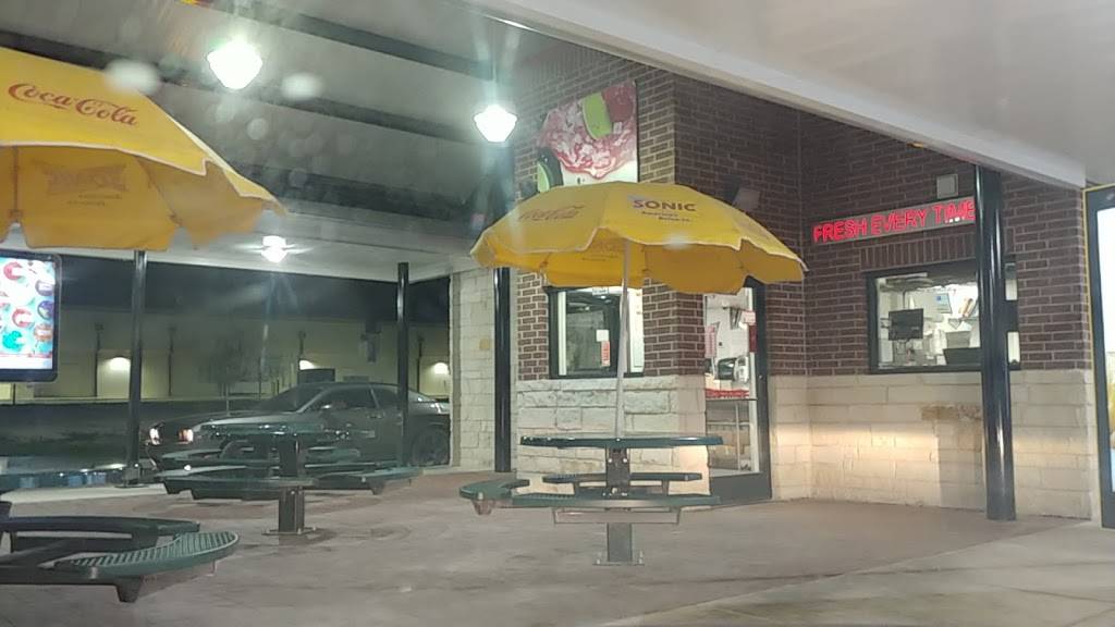 Sonic Drive-In | restaurant | 225 Talley Rd, San Antonio, TX 78253, USA | 2102651050 OR +1 210-265-1050