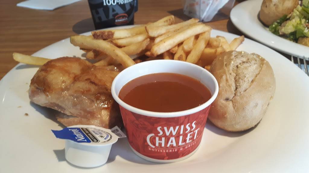 Swiss Chalet | restaurant | 1 Richmond Blvd, Napanee, ON K7R 3S3, Canada | 6133548944 OR +1 613-354-8944