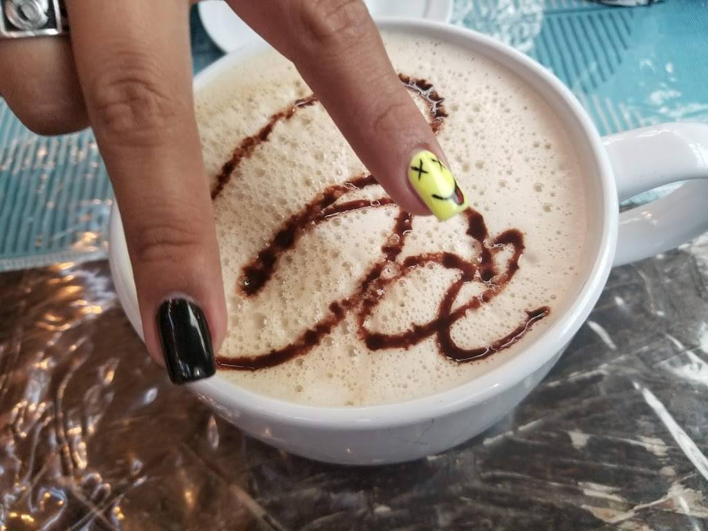 Abadia Lara | restaurant | Valentín Ruiz Pimentel 1885, Constitución (Ampl. Constitución), 22710 Rosarito, B.C., Mexico | 016615277373 OR +52 661 527 7373