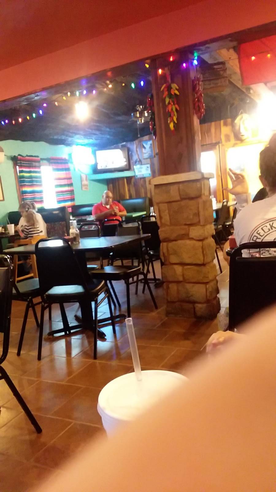 La Bamba Mexican Grill | restaurant | 1976 TX-36, Caldwell, TX 77836, USA | 9795673750 OR +1 979-567-3750