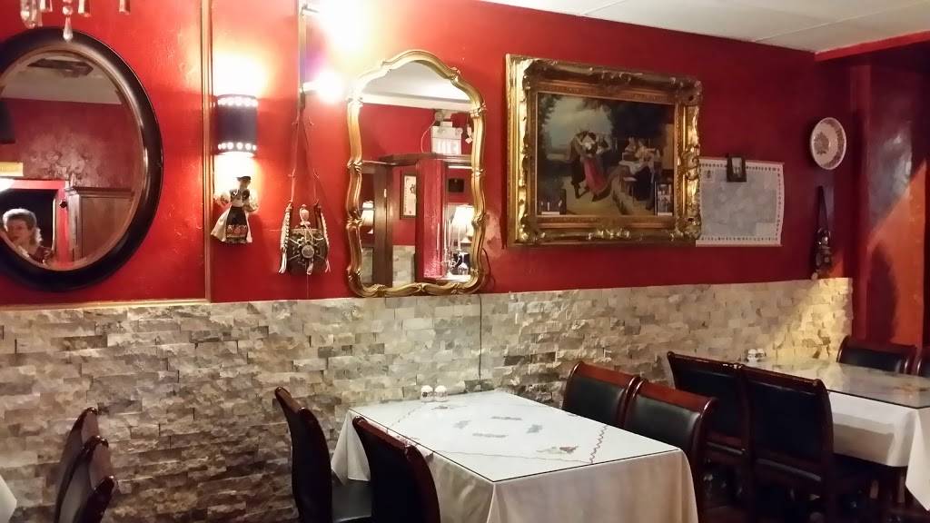 Rhapsody Continental Hungarian Cuisine | restaurant | 10152 Yonge St, Richmond Hill, ON L4C 1T6, Canada | 9058840305 OR +1 905-884-0305