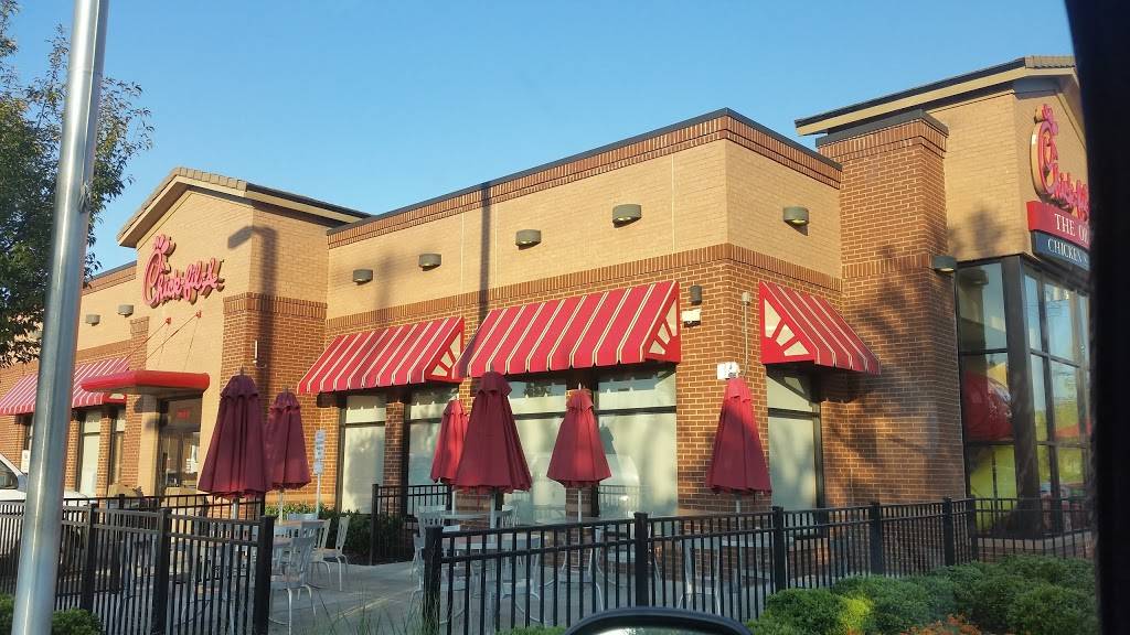 Chick-fil-A | restaurant | 1477 University Dr, Burlington, NC 27215, USA | 3365840895 OR +1 336-584-0895