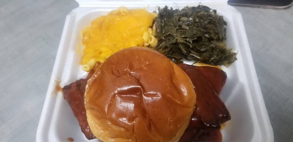 Robinsons No. 1 Ribs | restaurant | 848 Madison St, Oak Park, IL 60302, USA | 7083838452 OR +1 708-383-8452