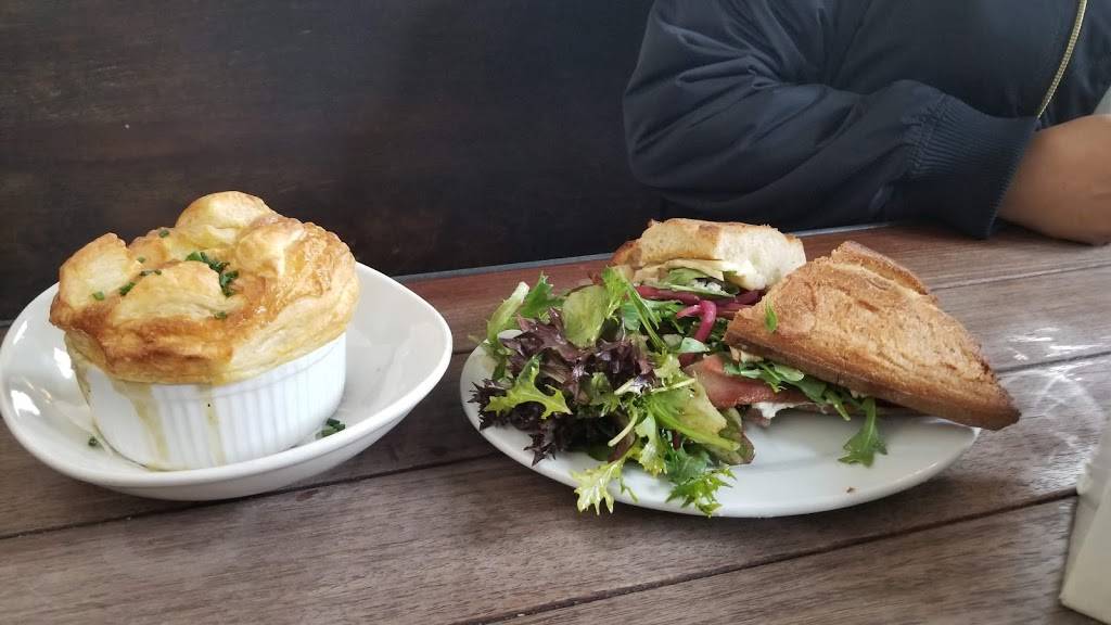 CommonWealth | cafe | 2882 Telegraph Ave, Oakland, CA 94609, USA | 5106633001 OR +1 510-663-3001