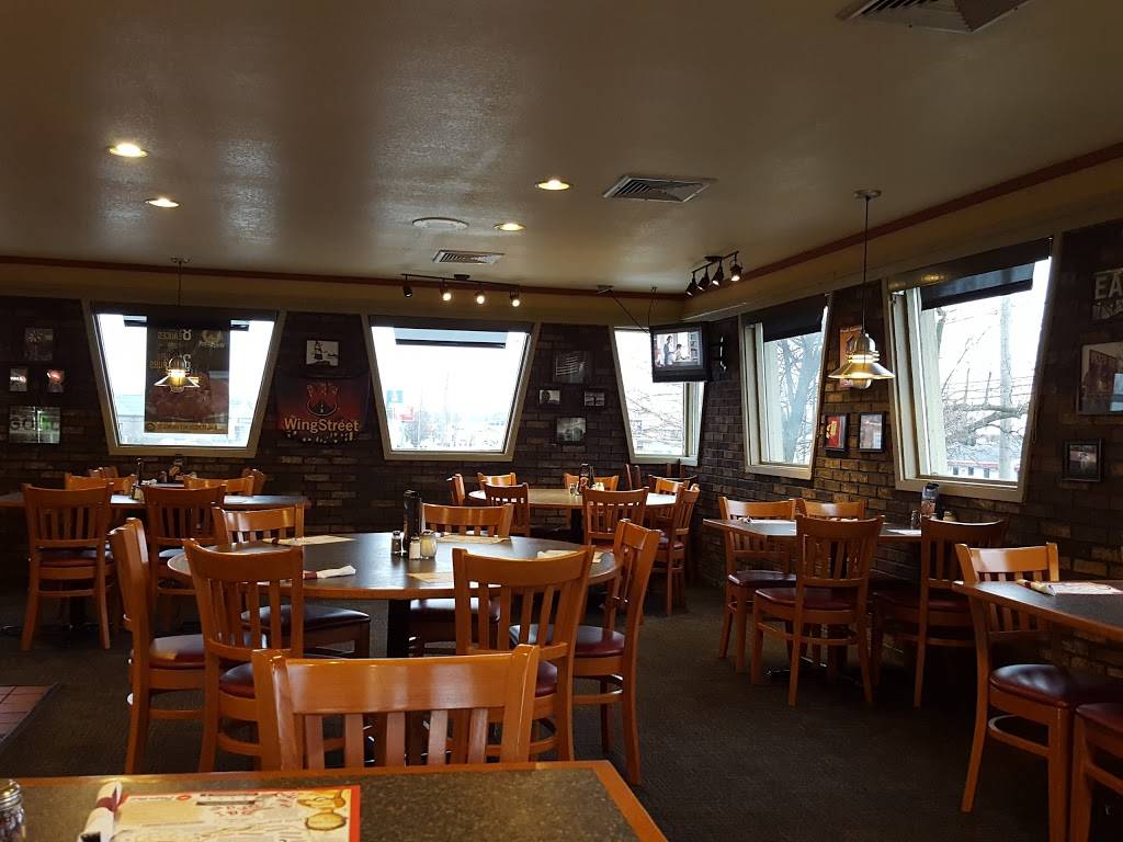 Pizza Hut | restaurant | 1590 Celina Rd, St Marys, OH 45885, USA | 4193943329 OR +1 419-394-3329